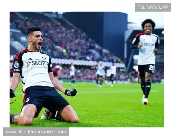 纽卡斯尔联赛杯2-1击败富勒姆，晋级在望